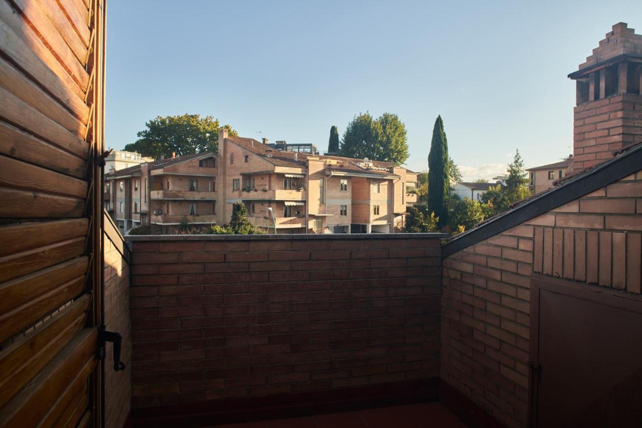 Little Brick House On Siena Hills With Balconiesアパートメント エクステリア 写真